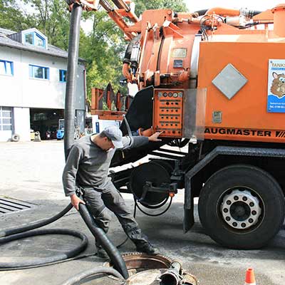 Entleerung Leichtflüssigkeitsabscheider